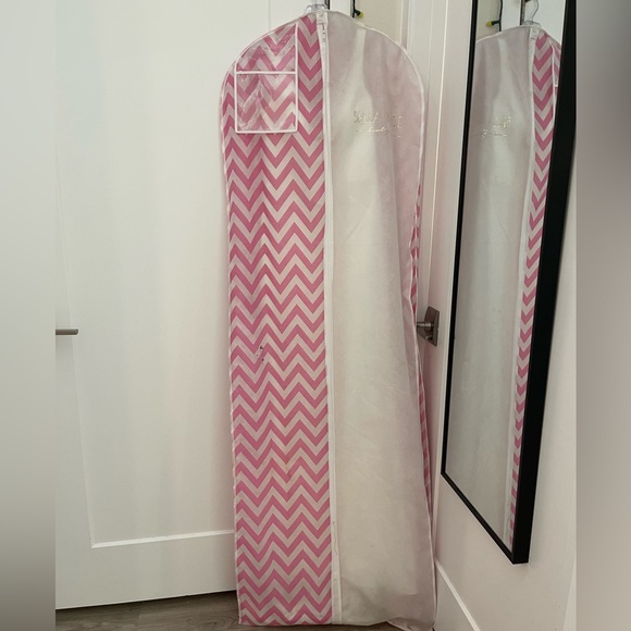 Wedding Dress - Picture 3 of 7